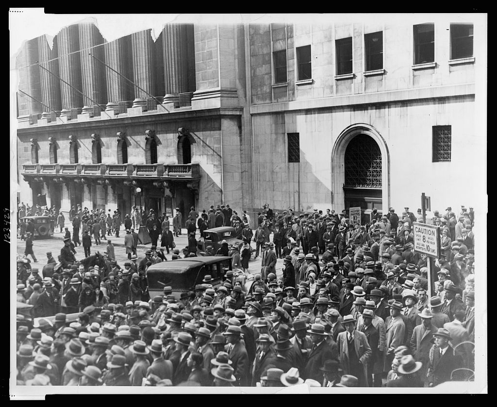 Crowd outside the New York Stock Exchange following the Crash of 1929